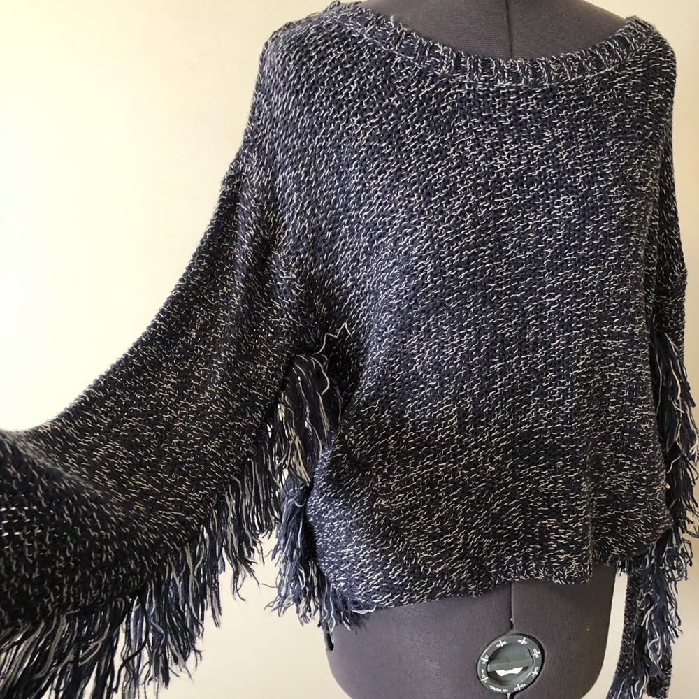 Navy/white sweater with fringe edge